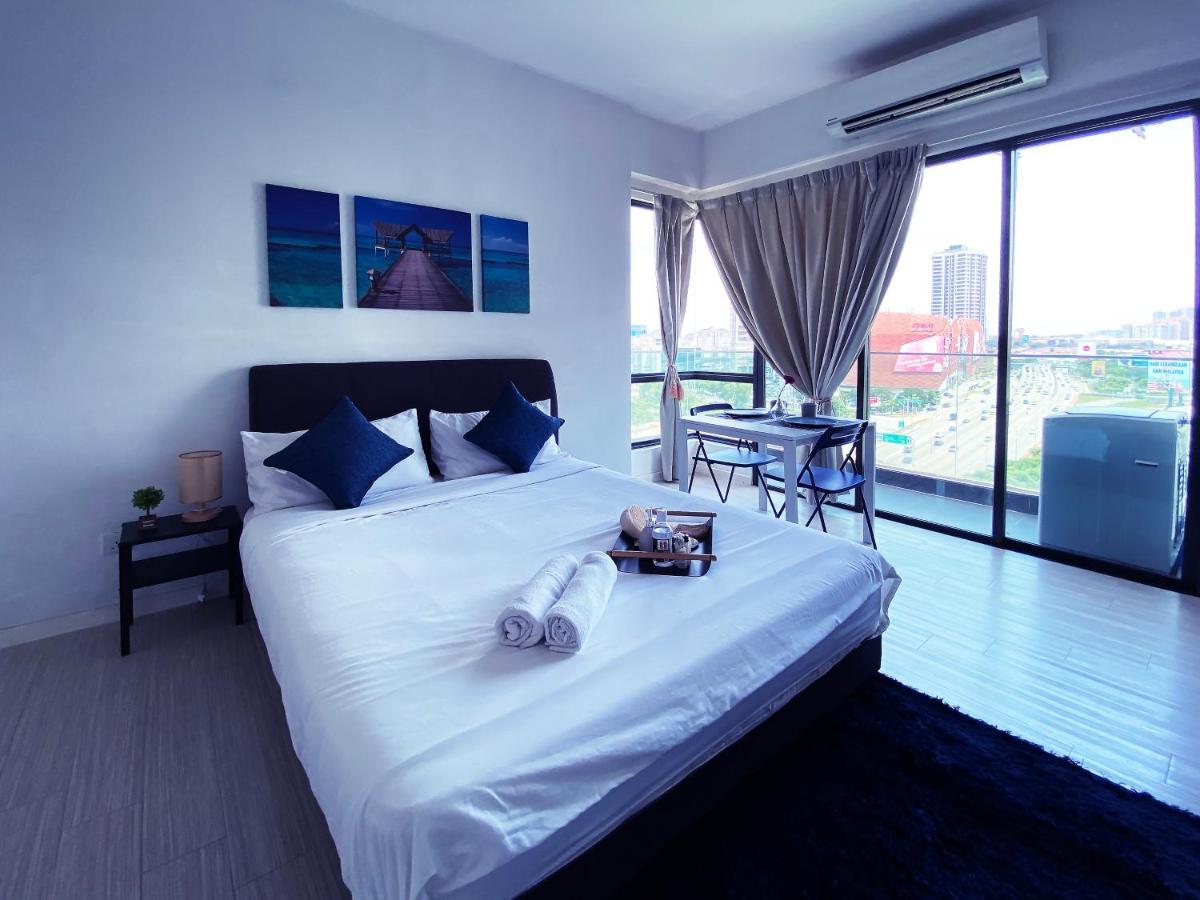 Lily & Loft - The Grand Sofo, Petaling Jaya Apartment Exterior photo