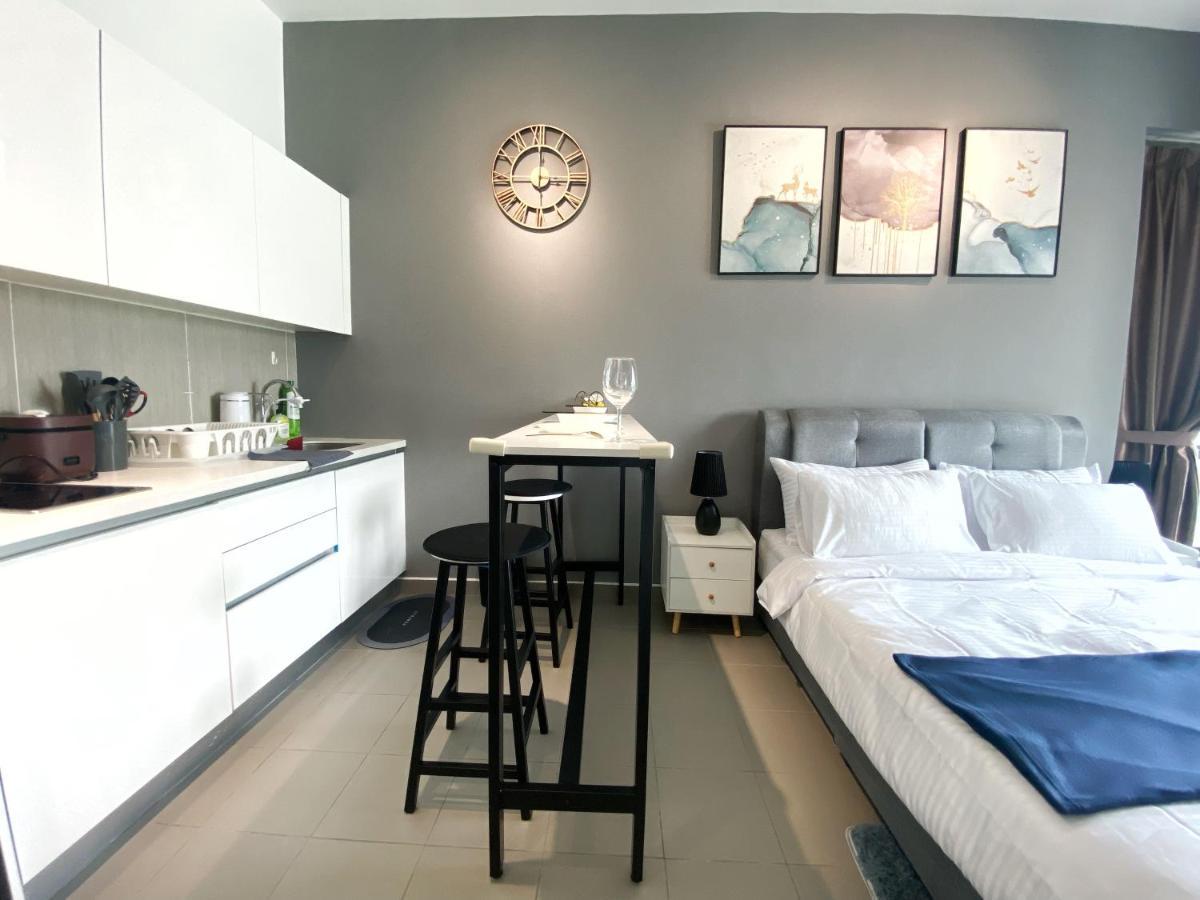 Lily & Loft - The Grand Sofo, Petaling Jaya Apartment Exterior photo